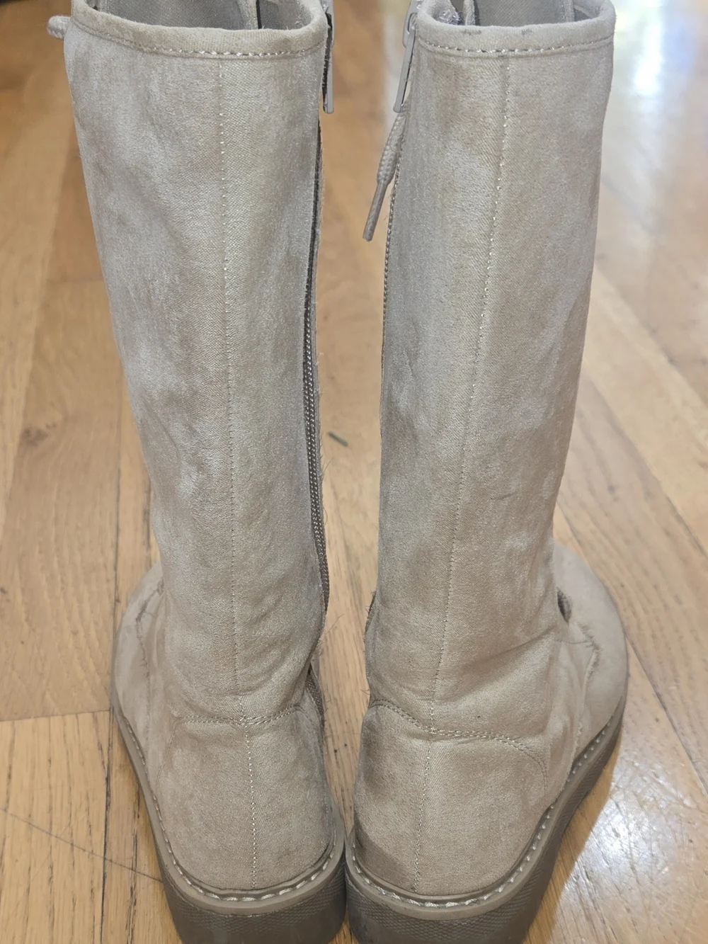 Girls Lace-Up Combat Boots in Light Tan/ Beige
